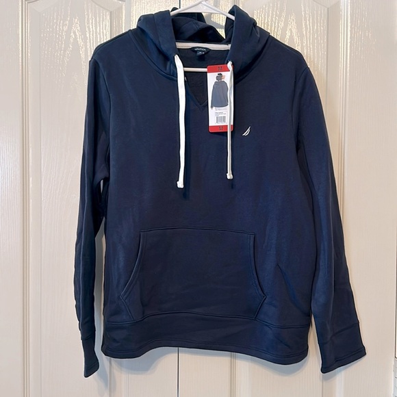 Woman’s Nautica Navy Blue Hoodie Size Medium NWT - Picture 1 of 12